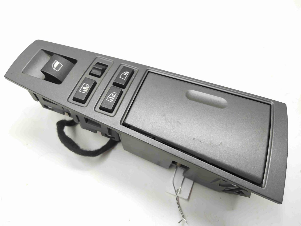 кнопка стеклоподъемника BMW 7 серия E65/E66/E67 2002, 4.4 л., i, бензин, 61316917107, 6917107, 51427024607, 7024607 - фото №1
