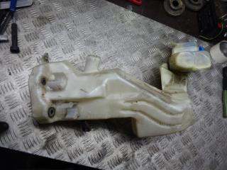 бачок омывателя Audi A4 B6 2003, 2.5 л., дизель, МКПП, универсал, 8E0955453AQ, 8E9955451AC