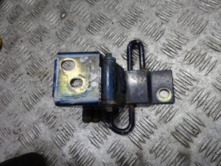 петля двери Audi A4 B5 1997, 8D0831412D