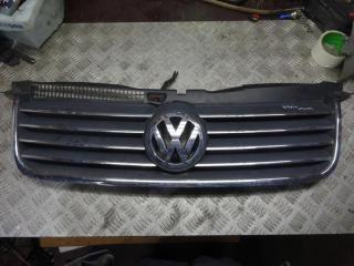 решетка радиатора Volkswagen Passat B5 [рестайлинг] 2004, 2.5 л., дизель, АКПП, универсал, 3B0853651C