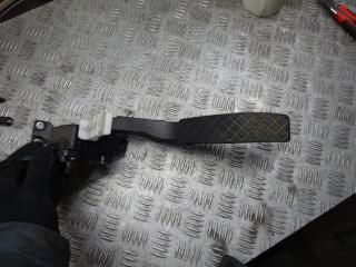 педаль Volkswagen Touareg 1 поколение 2005, 2.5 л., дизель, АКПП, внедорожник 5 дв., 7L6723507