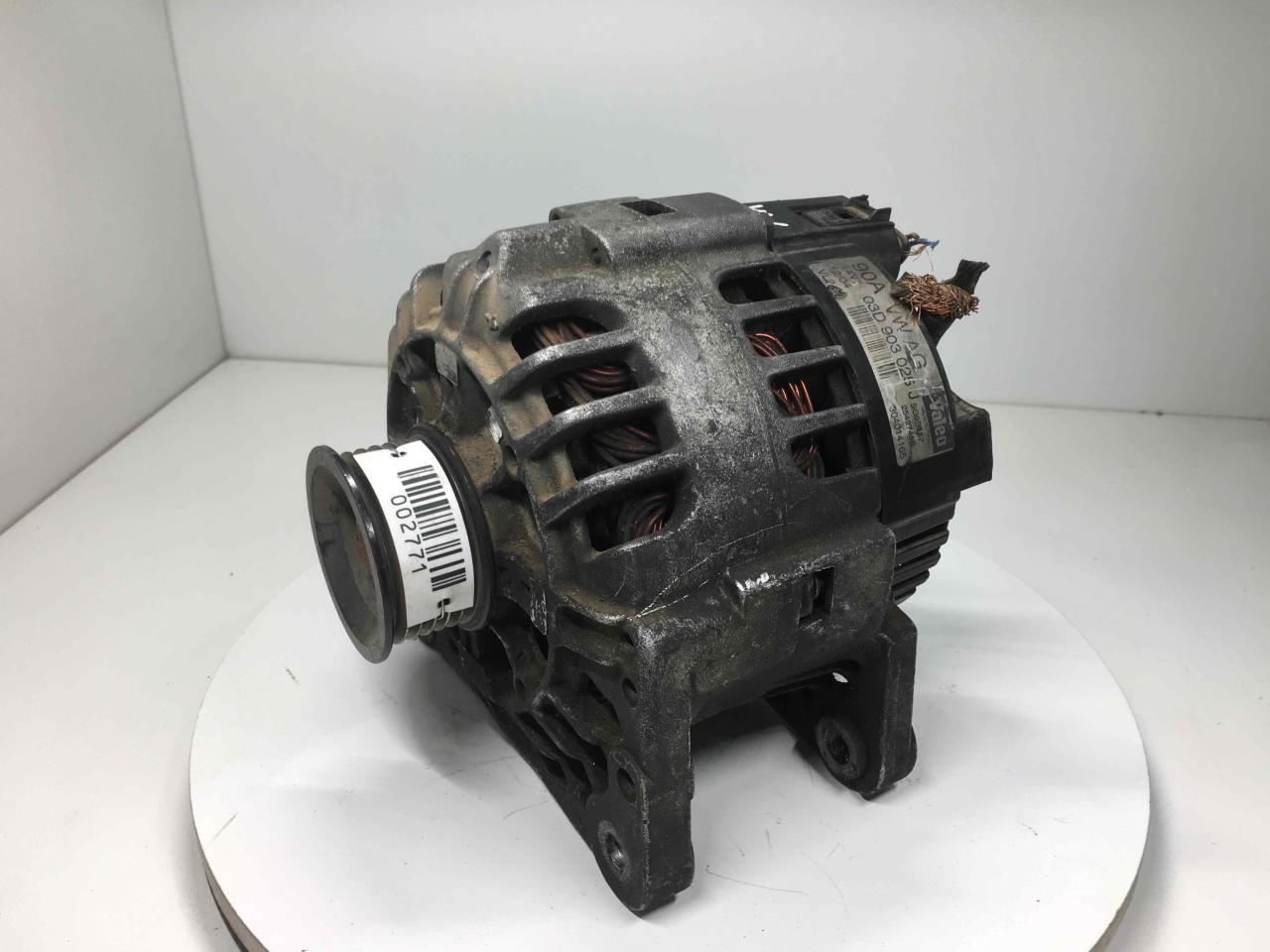 генератор Volkswagen Polo 4 поколение 2002, 1.2 л., i, бензин, SG9B057, 2542746B - фото №1