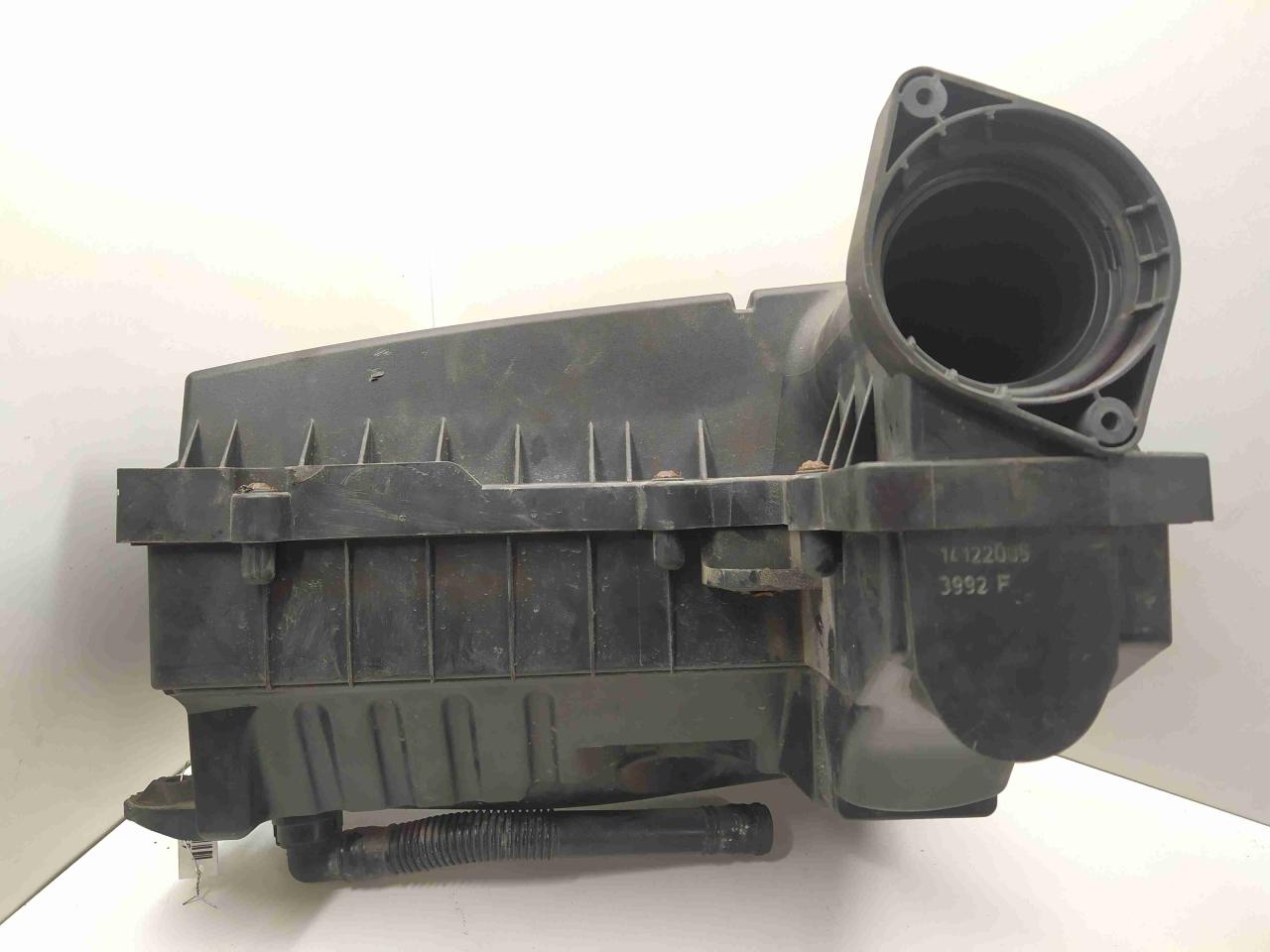 корпус воздушного фильтра Volkswagen Passat B6 2006, 1.9 л., TD, дизель, МКПП, передний привод, 1K0129620F, 3C0129607AF, 3C0129601AM, 1K0183B - фото №1