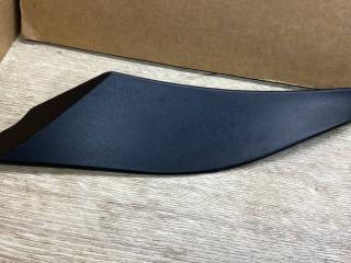 пластик Porsche Macan 1 поколение 2015, 3.0 л., дизель, 95B858927B