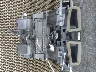 отопитель в сборе (печка) Renault Megane 3 поколение [2-й рестайлинг] 2015, 1.6 л., бензин, МКПП, хетчбэк 5 дв., 272702715R