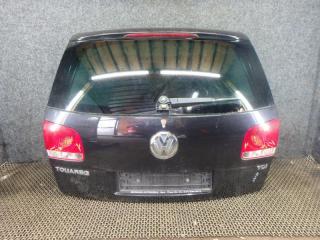 крышка багажника (дверь 3-5) Volkswagen Touareg 1 поколение 2005, 2.5 л., дизель, АКПП, внедорожник 5 дв.