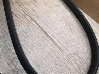 уплотнитель подкапотного пространства Porsche 2023, 2.9 л., бензин, АКПП, 95B823737