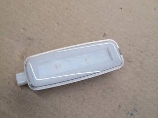 фонарь салона (плафон) Porsche Macan 1 поколение 2015, 3.0 л., дизель, 4H0947105B