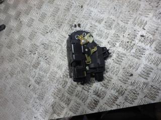 замок двери передней левой Skoda Octavia 1 поколение [рестайлинг] 2002, 1.6 л., бензин, МКПП, универсал