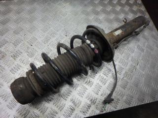 стойка передняя правая Volkswagen Golf 3 поколение 2000, 1.8 л., бензин