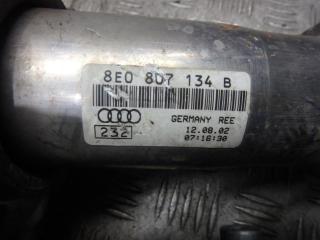 крепление бампера Audi A4 B5 [рестайлинг] 2001, 1.8 л., бензин, АКПП, универсал, 8E0807134B