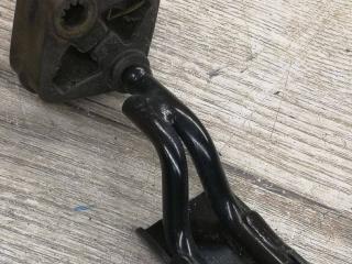 кронштейн глушителя Alfa Romeo 2018, 2.0 л., бензин, АКПП, задний привод, 50546854