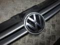 решетка радиатора Volkswagen Golf 4 поколение 2001, 1.6 л., бензин, МКПП, хетчбэк 5 дв., 1J0853655G - фото №4