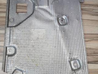 тепловой экран моторного отсека Alfa Romeo 2018, 2.0 л., бензин, АКПП, задний привод, 50534281