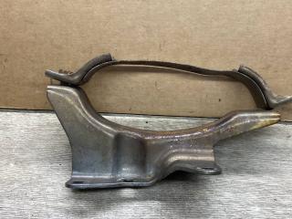 кронштейн глушителя Alfa Romeo 2018, 2.0 л., бензин, АКПП, задний привод, 50545165