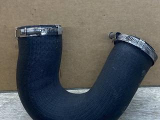 патрубок интеркулера Porsche Cayenne 958 [рестайлинг] 2016, 3.0 л., дизель, правый руль, 7P0145993