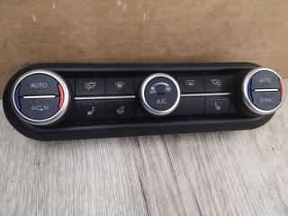 блок управления печки / климат-контроля Alfa Romeo Stelvio 1 поколение 2018, 2.9 л., бензин, 01561390670