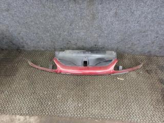 решетка радиатора Renault Laguna 1 поколение [рестайлинг] 2000, 1.8 л., бензин, МКПП, хетчбэк 5 дв., 7700419766