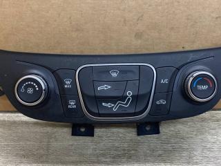 блок управления печки / климат-контроля Chevrolet Equinox 3 поколение 2018, 1.5 л., бензин, АКПП, полный привод, 84175393