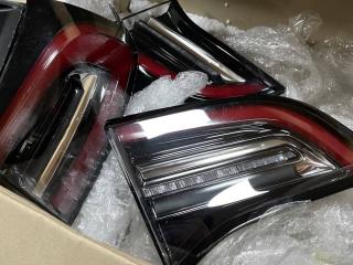 фонари задние (комплект) Tesla Model Y 1 поколение (2020 - 2026)