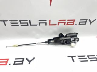 электропривод замка капота Tesla Model Y 1 поколение (2020 - 2026), 1500398-00-D