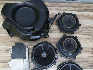 комплект акустики Porsche Cayenne 958 [рестайлинг] 2016, 3.0 л., дизель, правый руль, 7P5035481H, 7PP035223AA, 7PP035411D, 7PP035454P, 7PP035710C, 7PP035828D