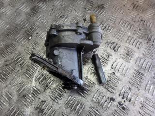 насос вакуумный Volvo V70 1 поколение 1999, 2.5 л., дизель