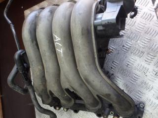 коллектор впускной Audi A4 B6 2002, 2.0 л., бензин, 06B133210AJ