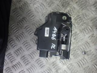 замок двери передней левой Audi A4 B6 2002