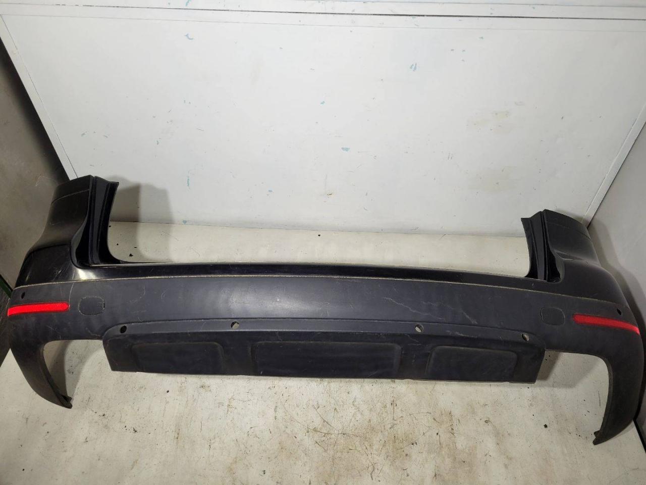 бампер задний Volkswagen Touareg 1 поколение 2006, 3.0 л., BKS, дизель, 6МКПП, черный, внедорожник 5 дв., полный привод, 7L6807421 - фото №1