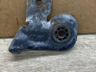 кронштейн радиатора Chevrolet Traverse 2 поколение 2018, 3.6 л., бензин, АКПП, 84250349