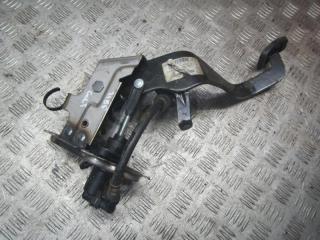 педаль сцепления Mitsubishi Colt 6 поколение (Z30) [рестайлинг] 2008, 1.3 л., бензин, МКПП, хетчбэк 5 дв.