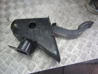 педаль тормоза Land Rover Defender 1 поколение 2007, 2.8 л., дизель, МКПП, внедорожник 5 дв.