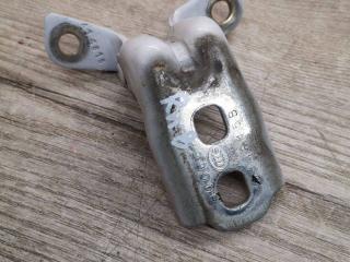 петля двери Chevrolet Malibu 8 поколение [рестайлинг] 2016, 2.0 л., бензин, передний привод