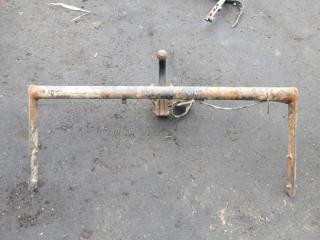 прицепное устройство (фаркоп) Ford Focus 1 поколение 2000, 1.6 л., бензин, универсал