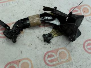 петля двери Chrysler Voyager 3 поколение 1998