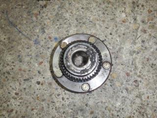 ступица задняя правая Mitsubishi Space Runner 2 поколение 2001