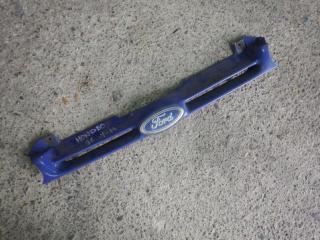 решетка радиатора Ford Mondeo 1 поколение 1994