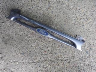 решетка радиатора Ford Mondeo 1 поколение 1993