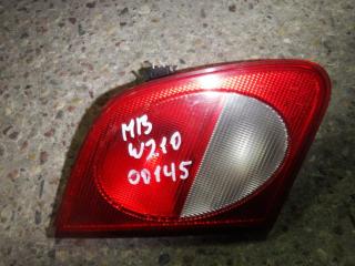 фонарь крышки багажника левый Mercedes-Benz E-Класс W210/S210 1998, 2.9 л., дизель, АКПП, седан