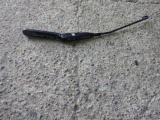 щеткодержатель (поводок стеклоочистителя, дворник) Renault Kangoo 1 поколение 2000