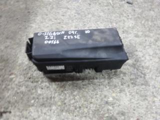 блок предохранителей Opel Signum C 2003, 2.2 л., бензин, МКПП, универсал, 13144711