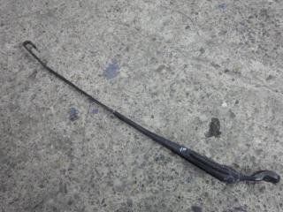 щеткодержатель (поводок стеклоочистителя, дворник) Mercedes-Benz Vito W638 2000