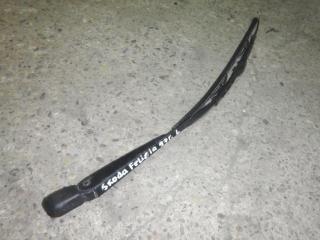 щеткодержатель (поводок стеклоочистителя, дворник) Skoda Felicia 1 поколение 1998