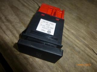 кнопка ручного тормоза (ручника) Volkswagen Passat B5 [рестайлинг] 2005, 1.9 л., дизель, АКПП, универсал