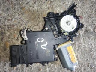 моторчик стеклоподъемника задний правый Volkswagen Sharan 1 поколение 1999, 2.8 л., бензин, АКПП, минивэн