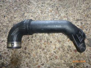 патрубок (трубопровод, шланг) Volkswagen Caddy 3 поколение 2005, 1.9 л., дизель, МКПП
