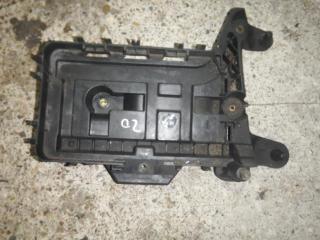 полка аккумулятора Volkswagen Caddy 3 поколение 2005, 1.9 л., дизель, МКПП
