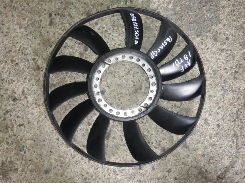 крыльчатка вискомуфты Volkswagen Passat B5 1998, 1.9 л., дизель, 058121301B - фото №1