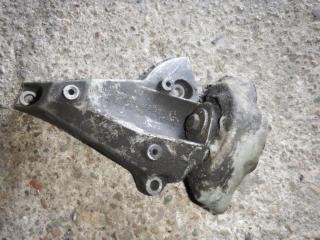 подушка крепления двигателя Volkswagen Passat B5 1998, АКПП